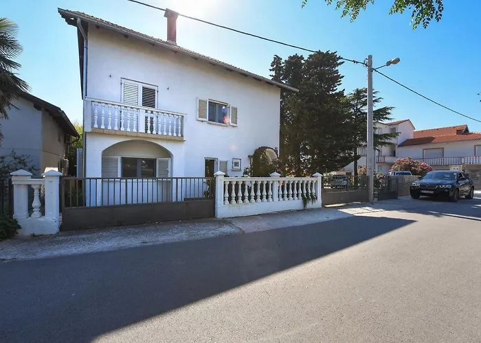 Apartments Bibinje By The Beach