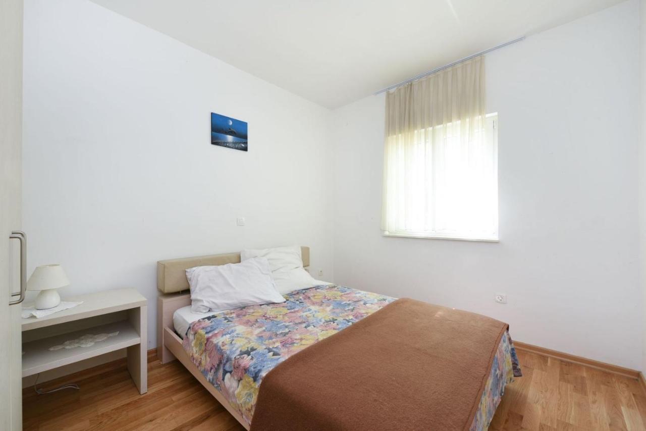 Apartment By The Bibinje
