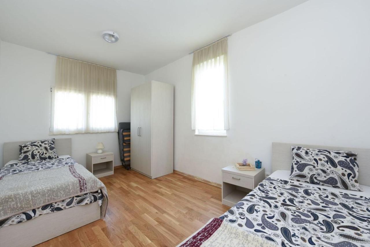Apartment By The Bibinje