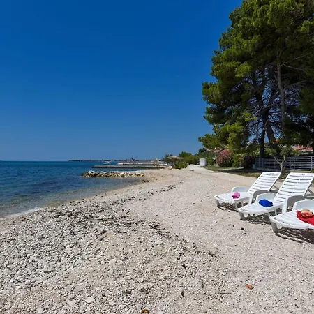Apartments Bibinje By The Beach Exterior photo
