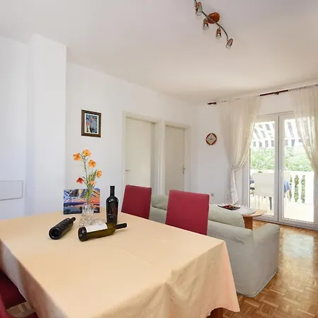 Apartments Bibinje By The Beach Exterior photo